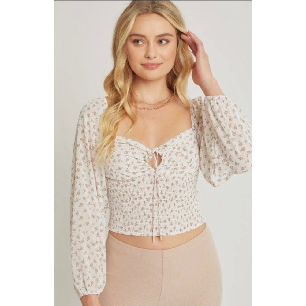 Love Tree Ruthie Long Sleeve Floral Top NEW